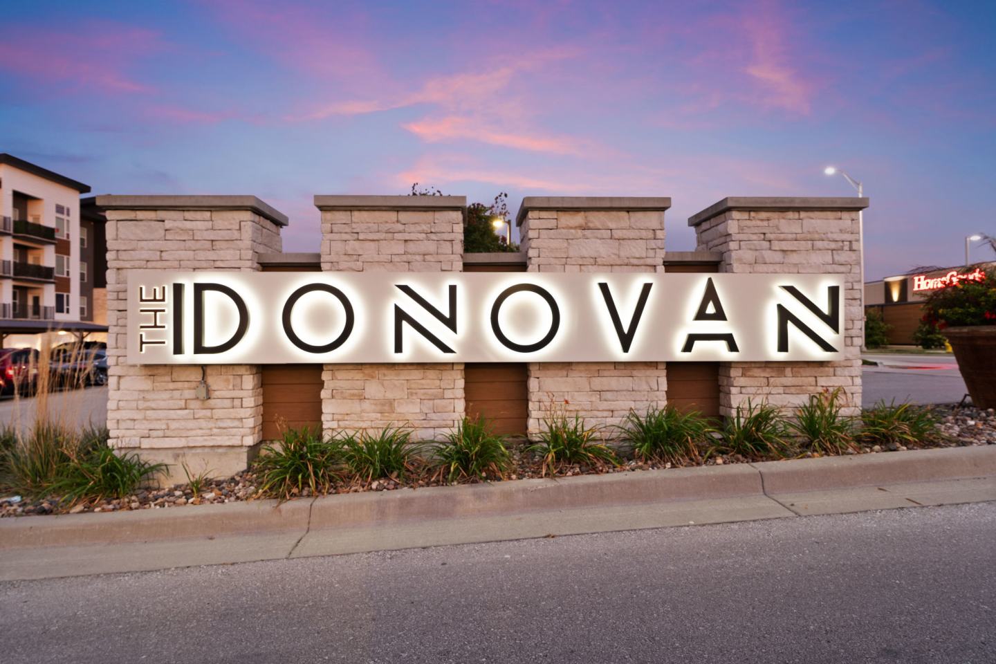 The Donovan Image 2