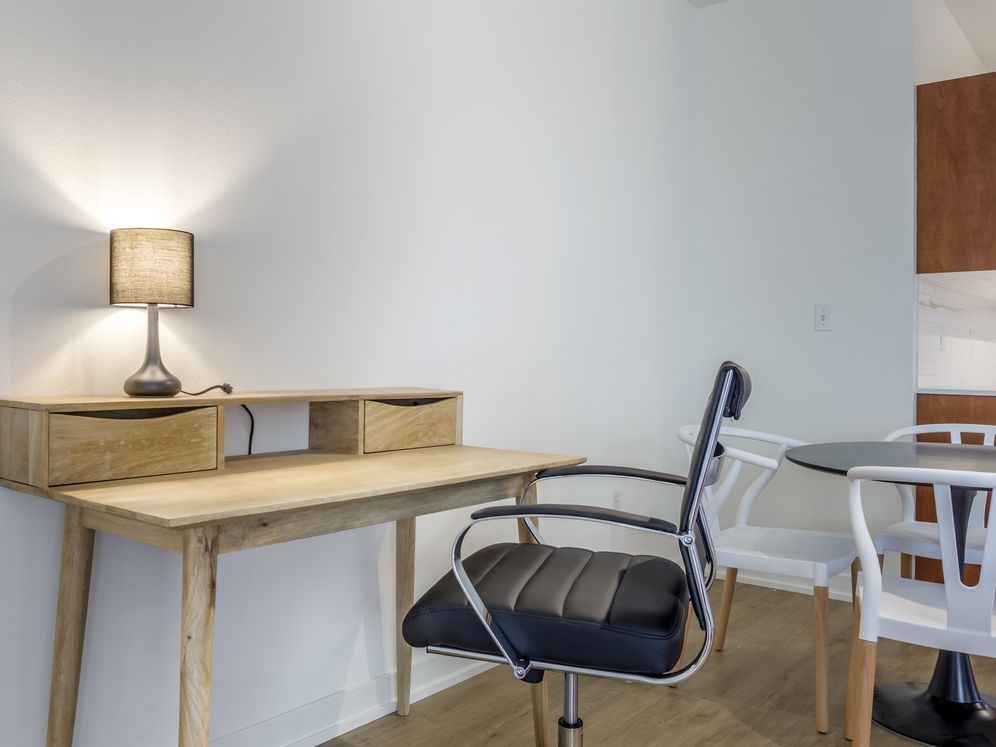Avalon Bellevue Image 16