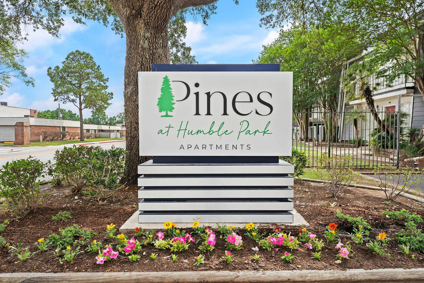 Pines at Humble Park Image 18