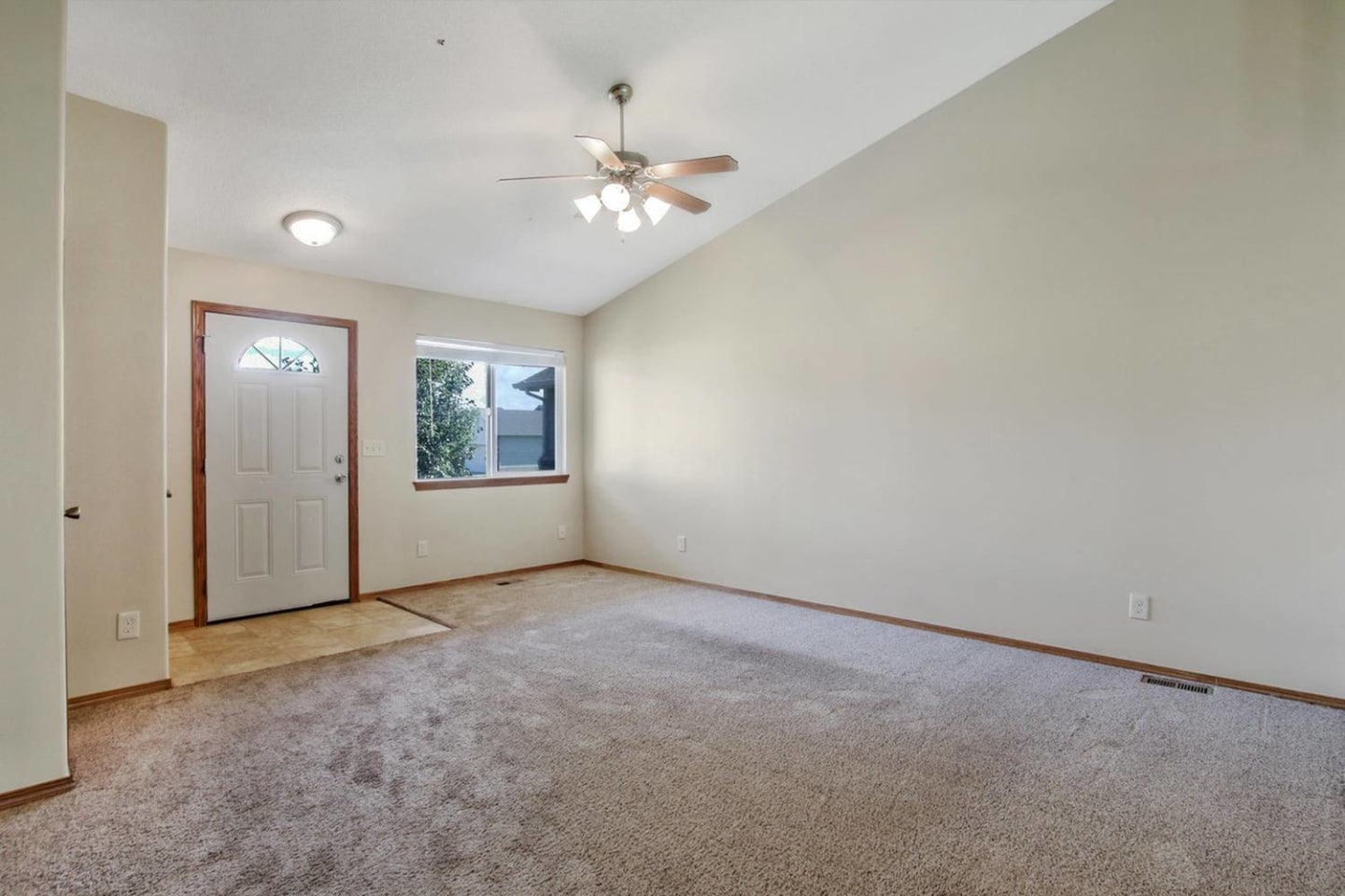 Lakeside Townhomes Image 12
