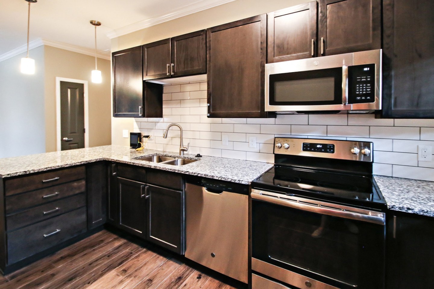 Lincoln Summit Falls Apartments & Townhomes Image 37