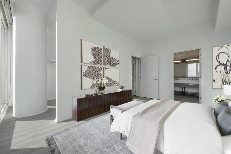 1221 Van Image 22
