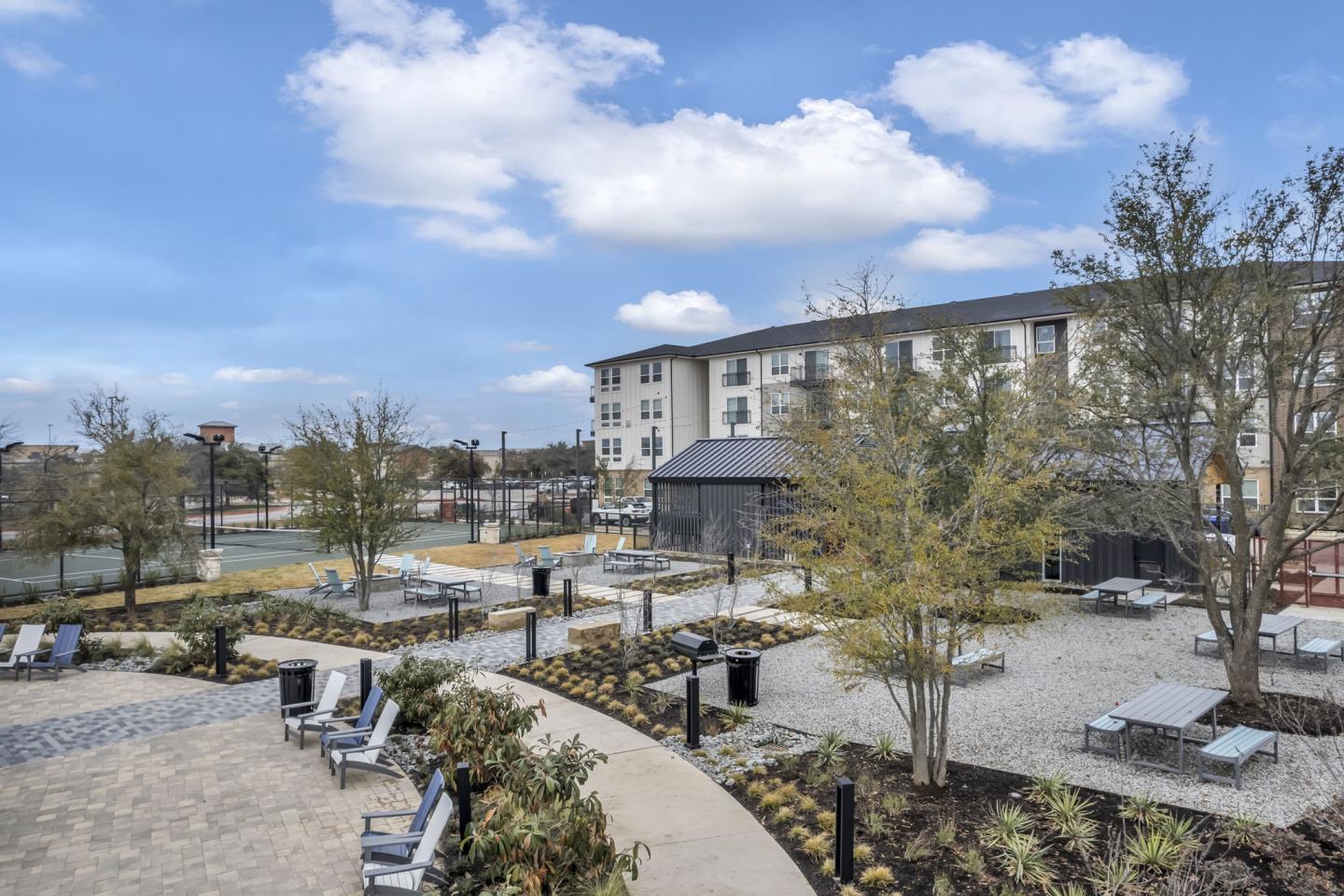 Lantana Round Rock Image 46