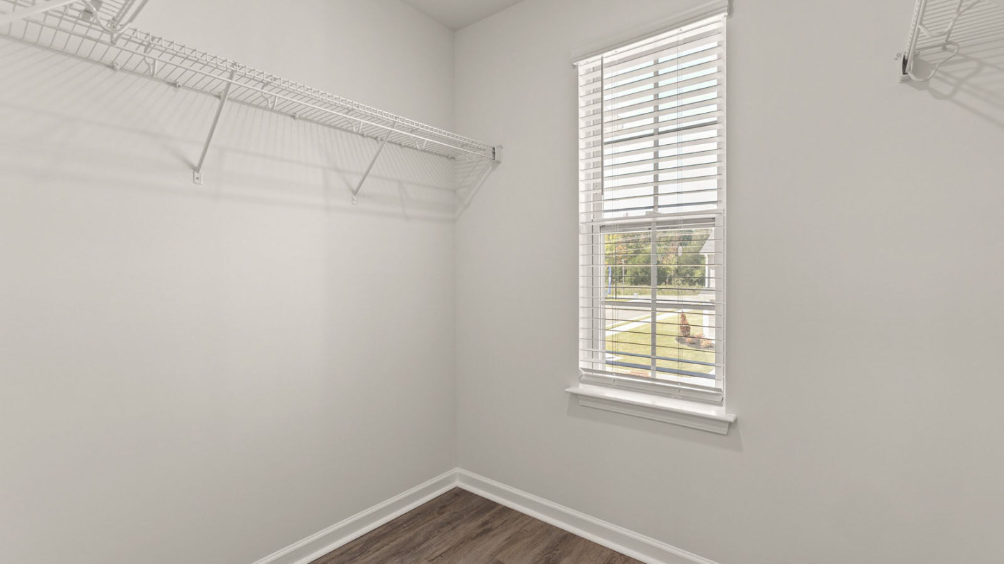 Rosemary Glen Image 17