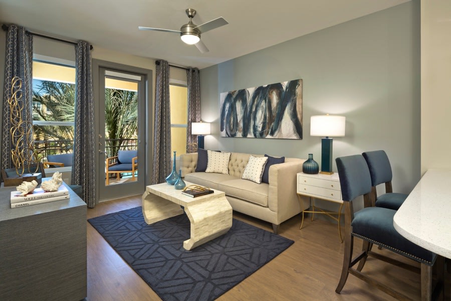 District at Biltmore Apartments Phoenix Image 3