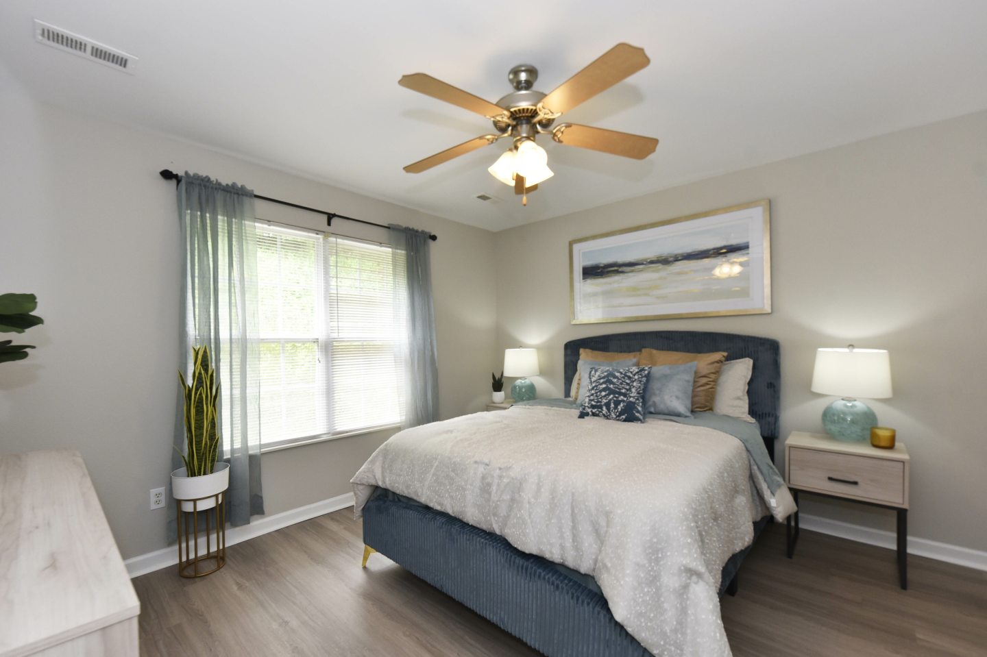 Residences at Devanshire Image 10