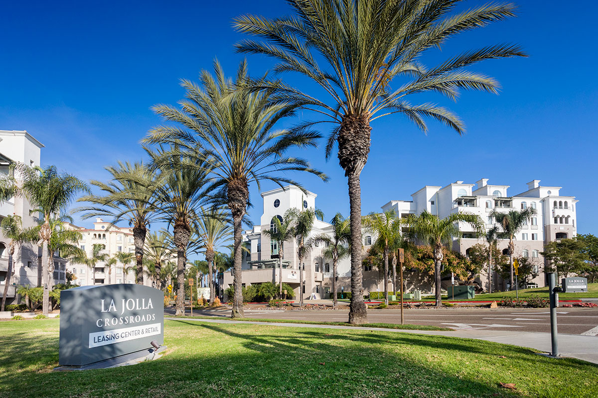 La Jolla Crossroads Image 75