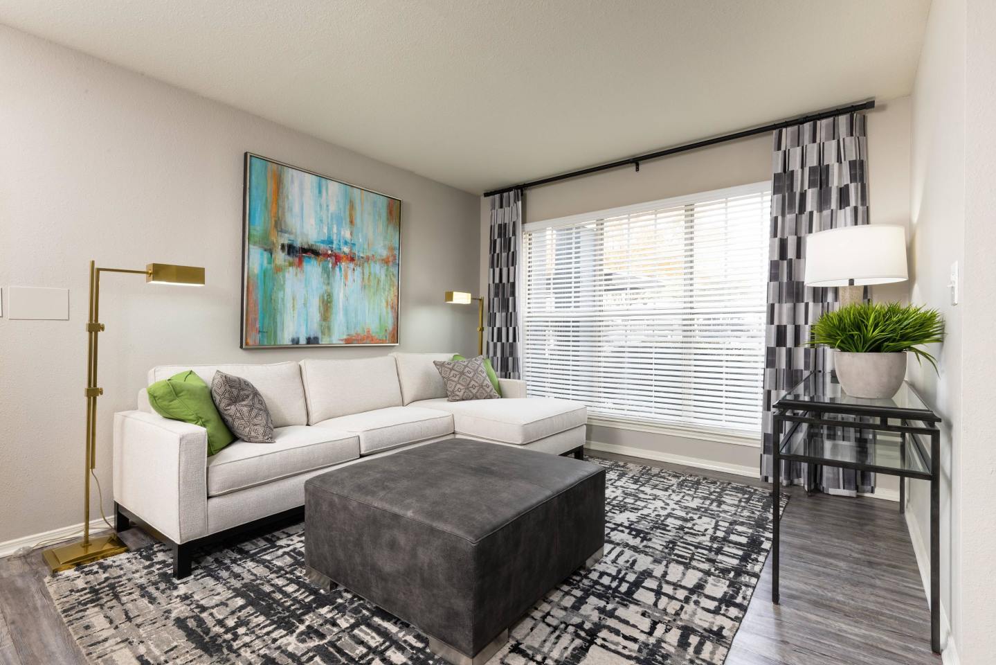 Oak Forest Image 30