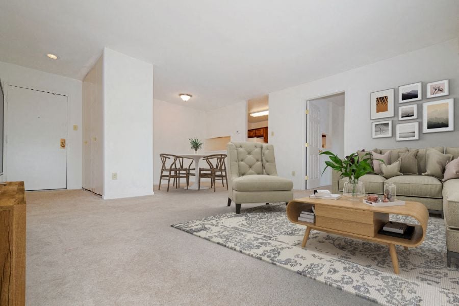 St. Regis Apartments Image 5