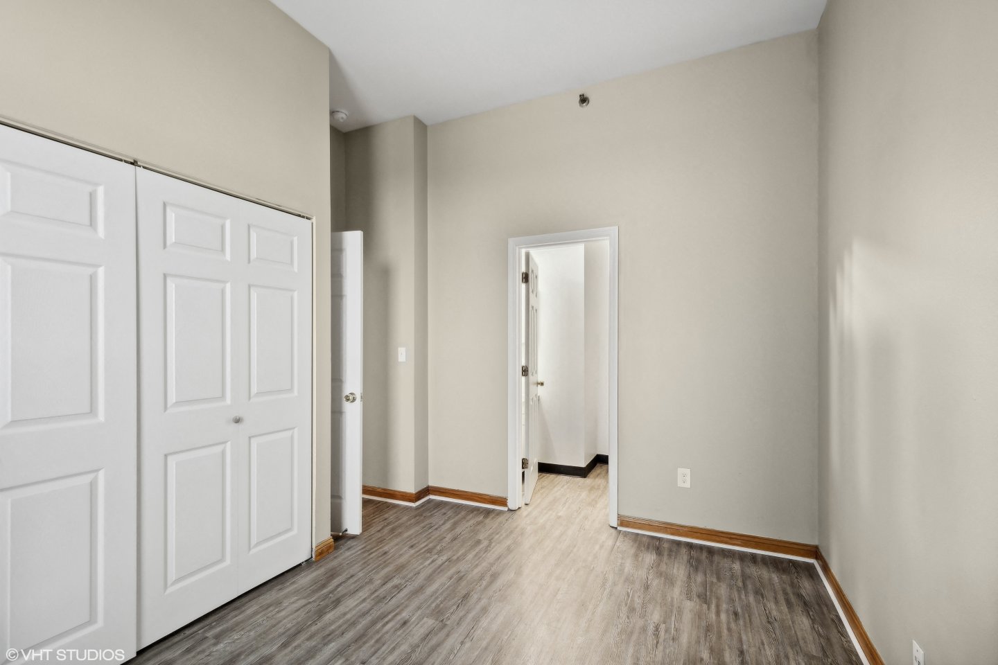 Delmar Loop Image 13