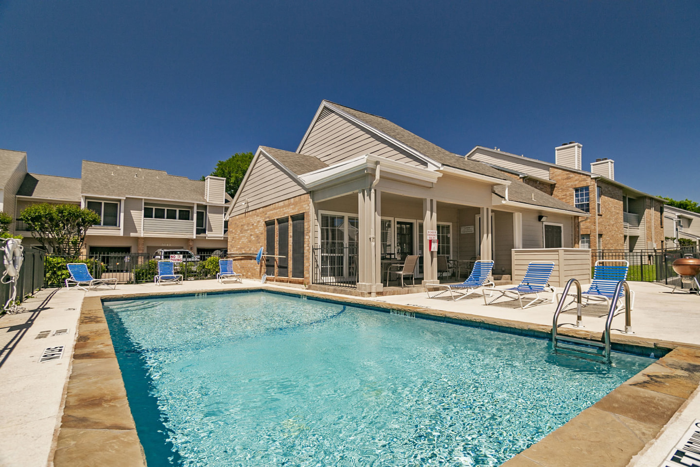 Broadmoor Villa Image 5