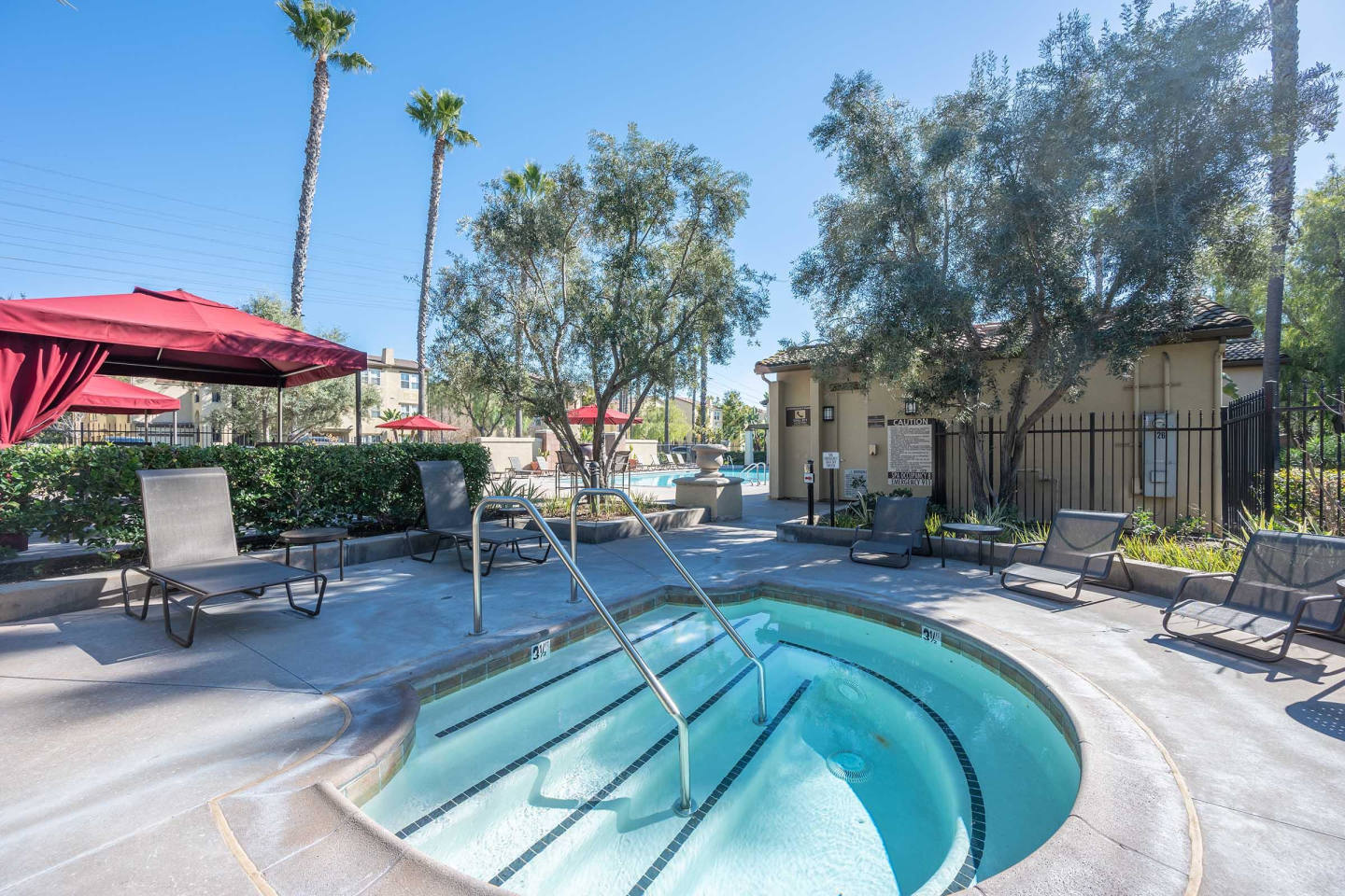 Laurel Vista Apartment Homes Image 11