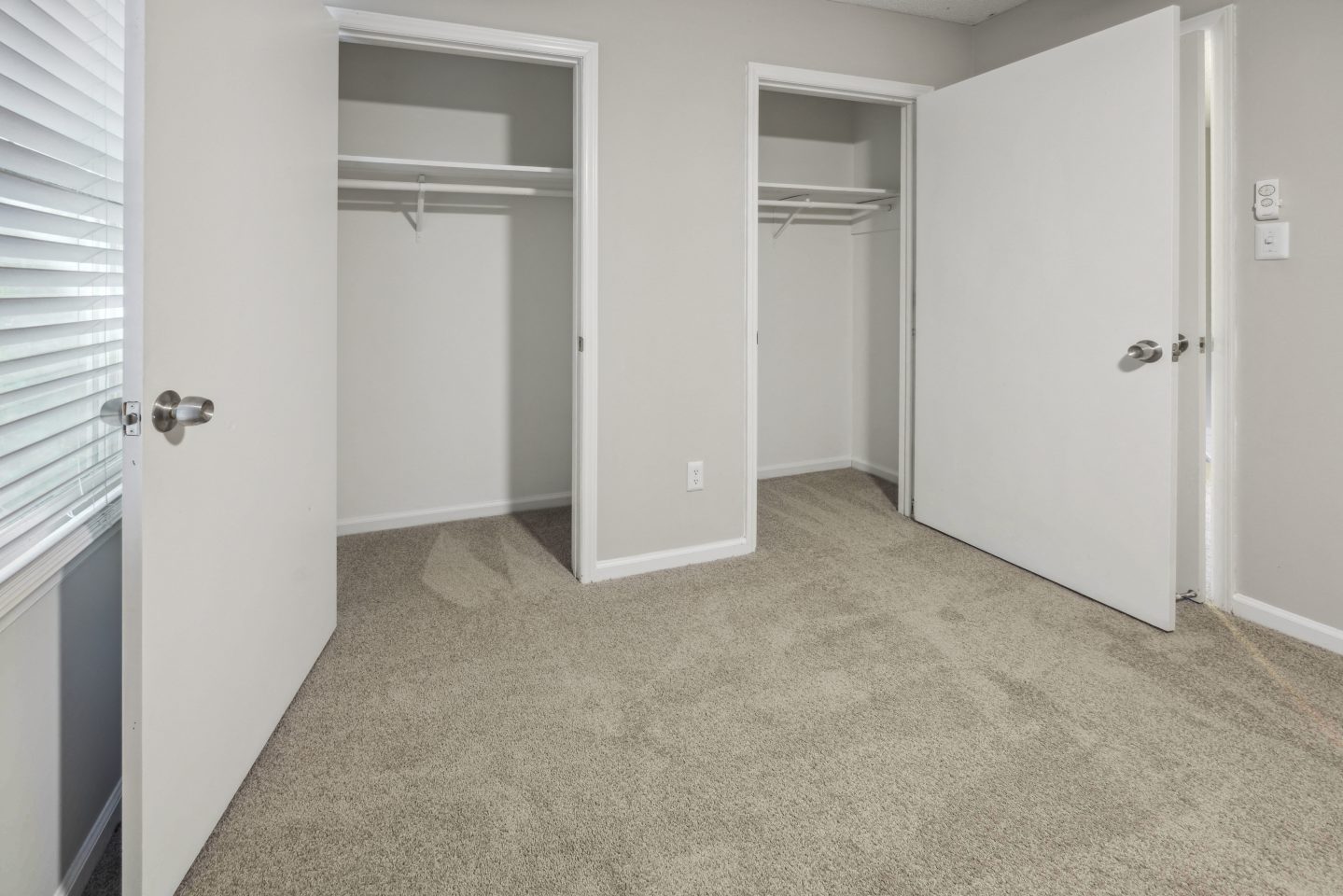 Belmont Heights Apartments & Townhomes Image 4