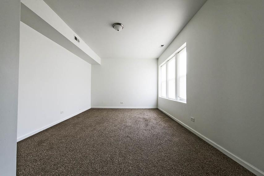 1117 N Lawler Ave Image 4