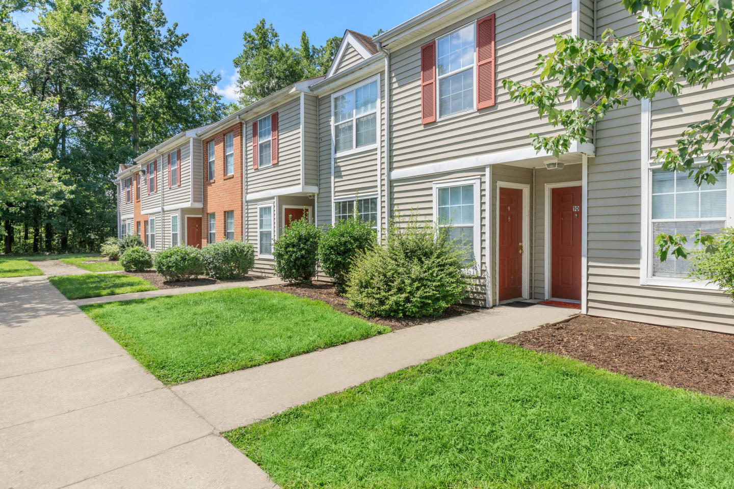 Pinetree Apartments Image 6