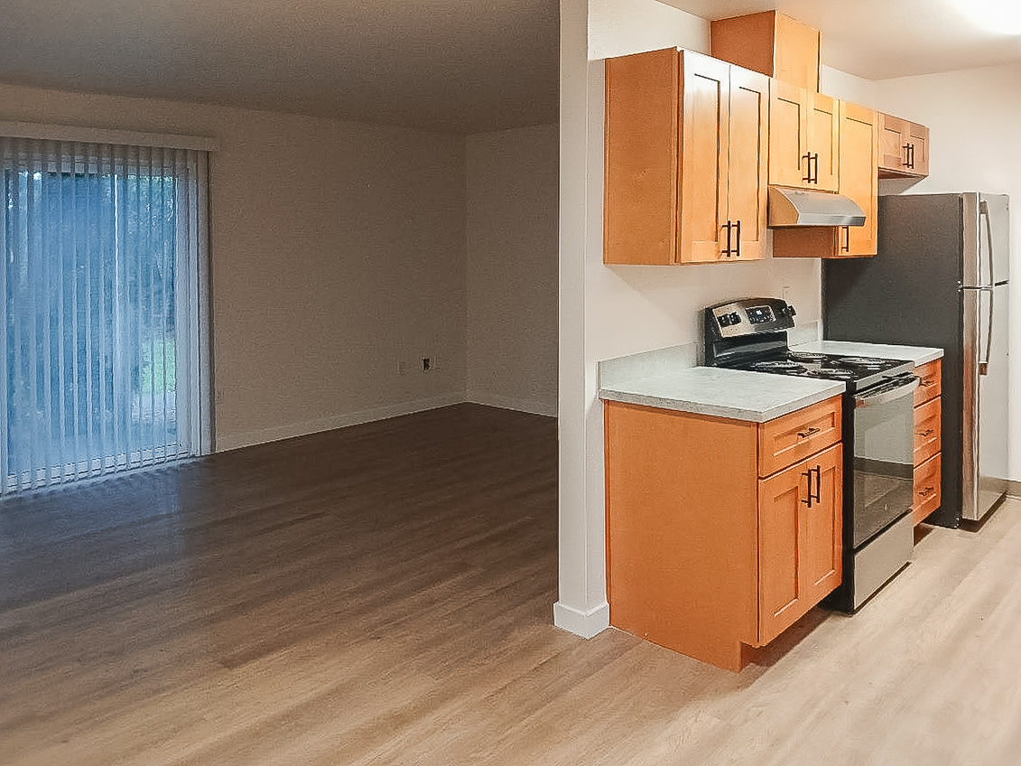 Phoenix Court Apartments Image 21