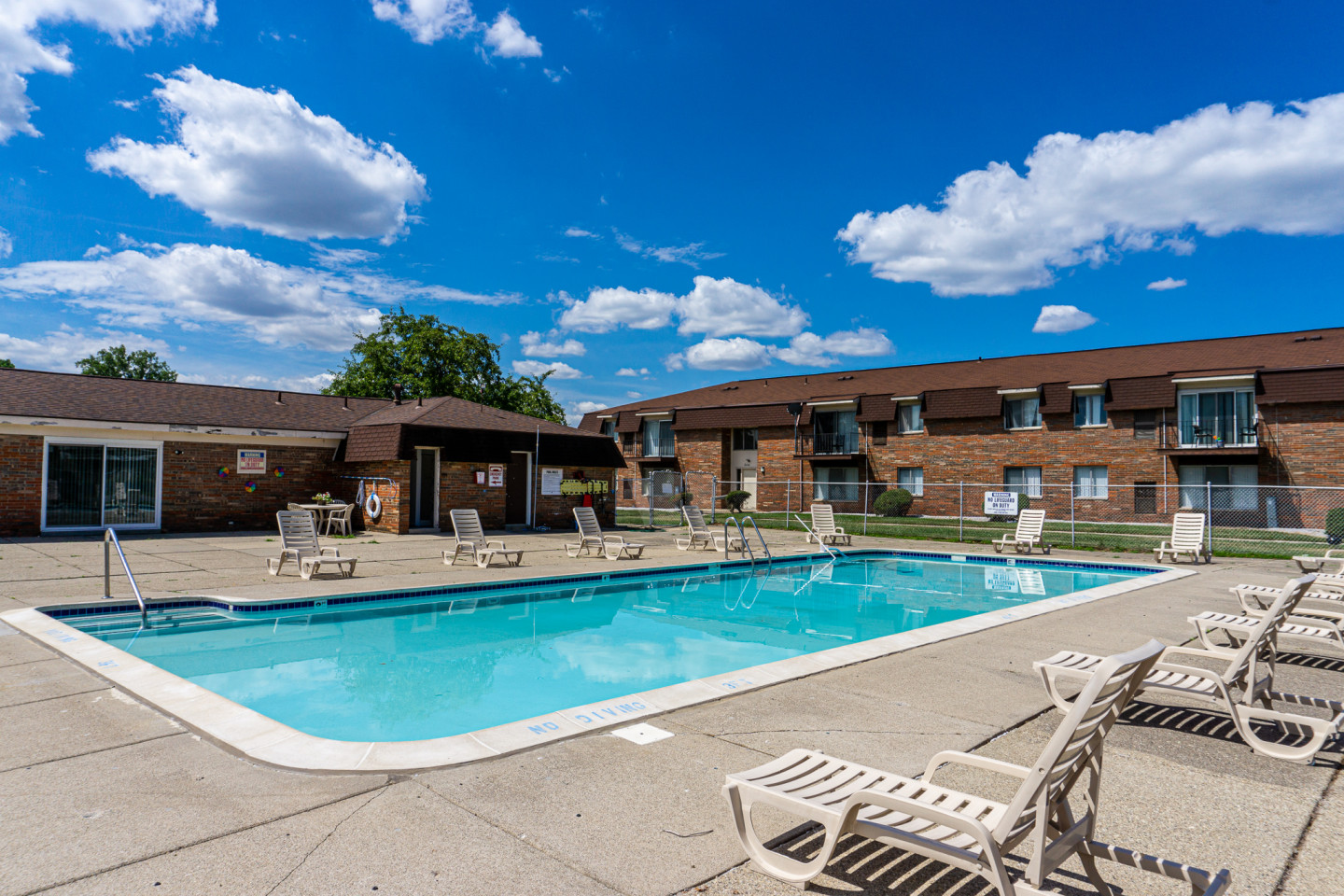 Warren Woods Apartments Image 13