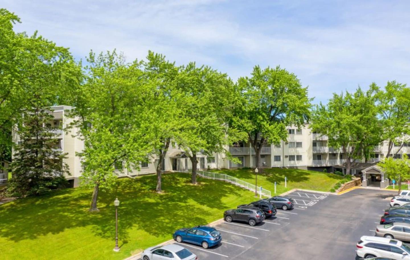 Hillcrest Place Image 15
