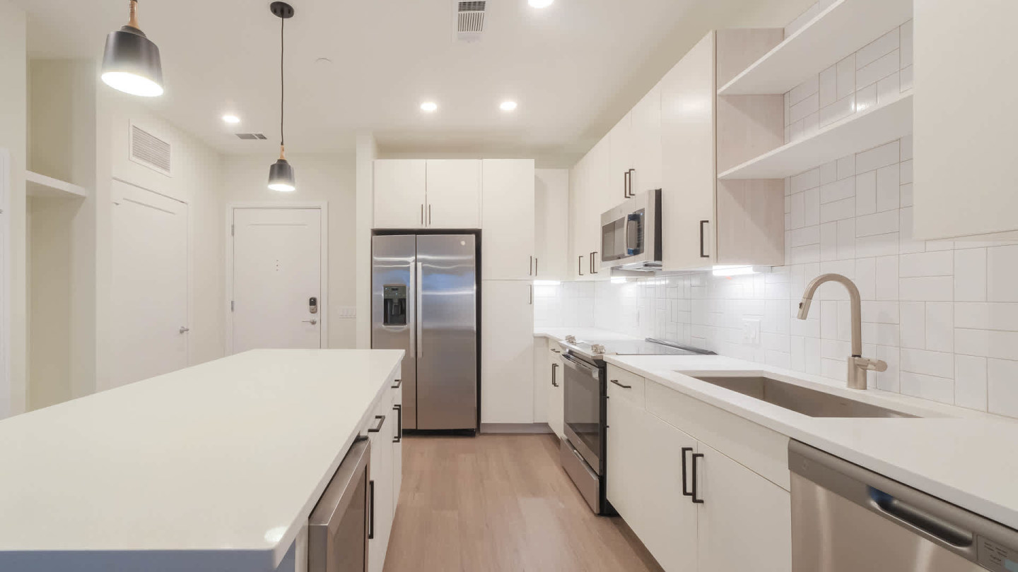 Alexan Harrison Apartments Image 37