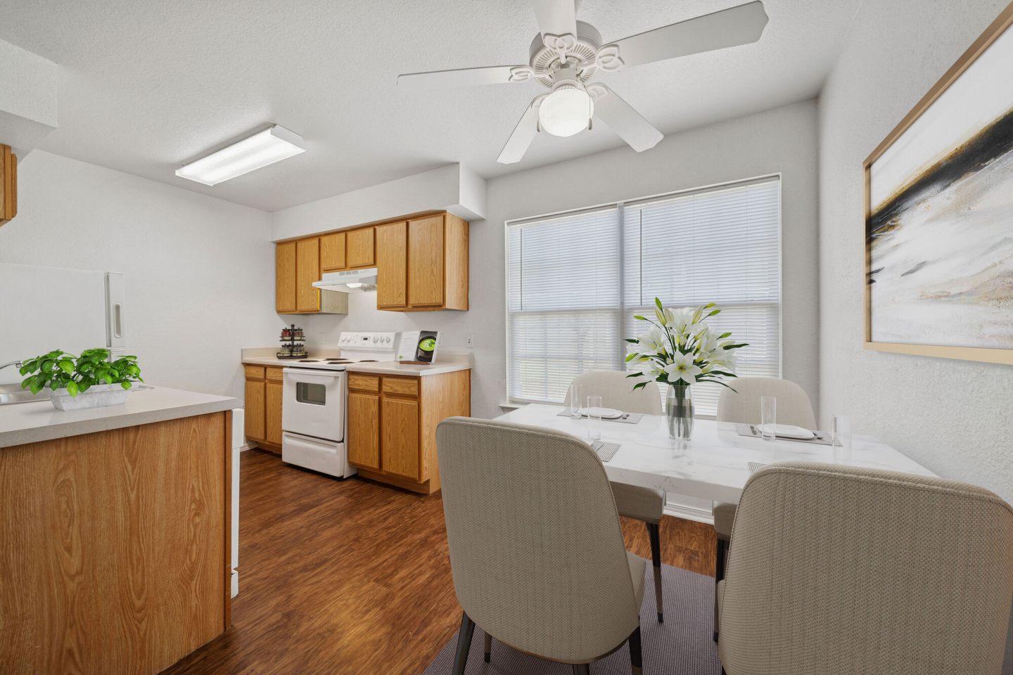 Savannah House of Guthrie - Senior Housing Image 3