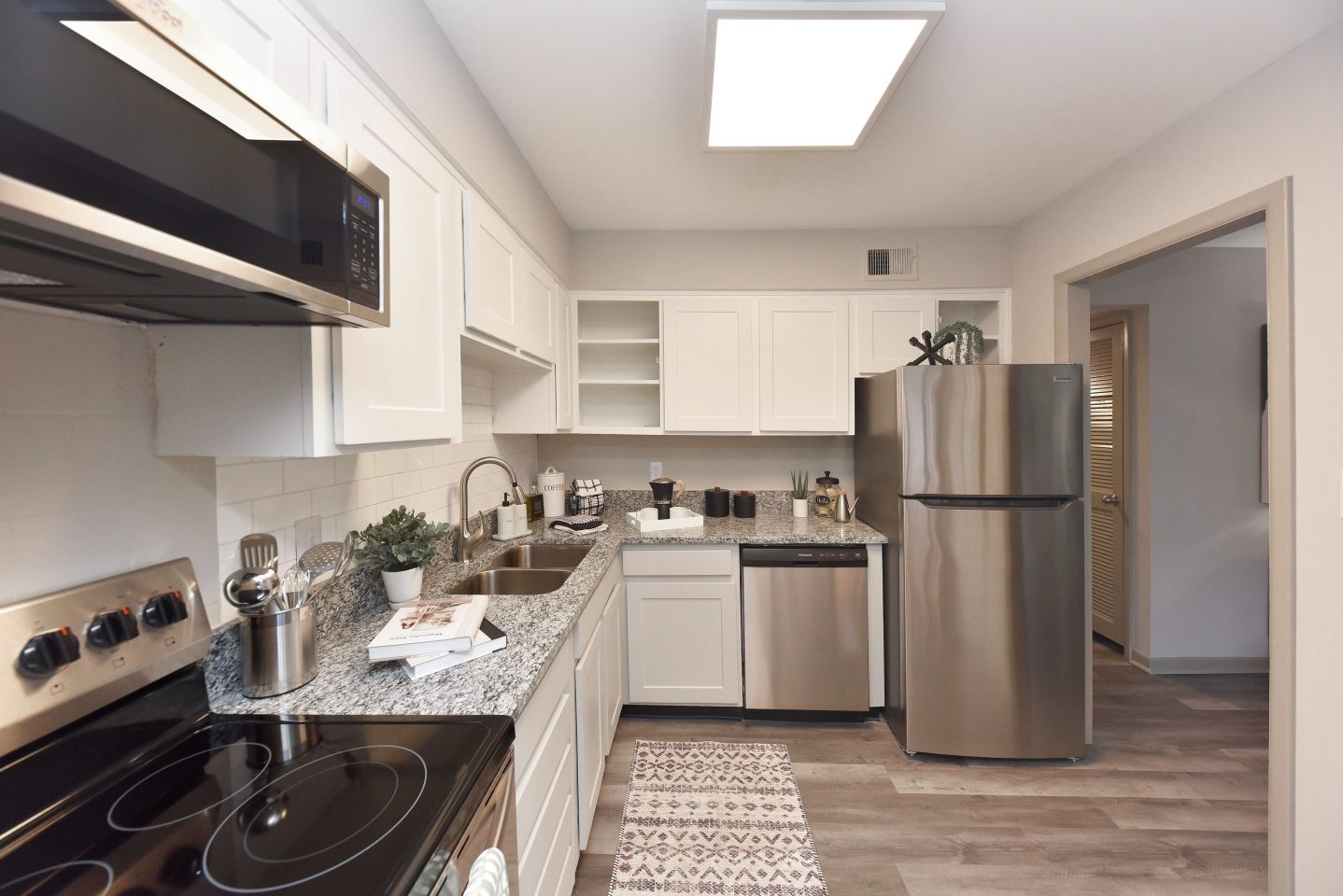 Edison Meridian Hills Image 1