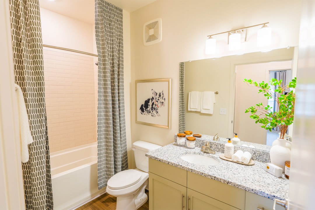 Classic City Flats | Luxury Apartments Image 22