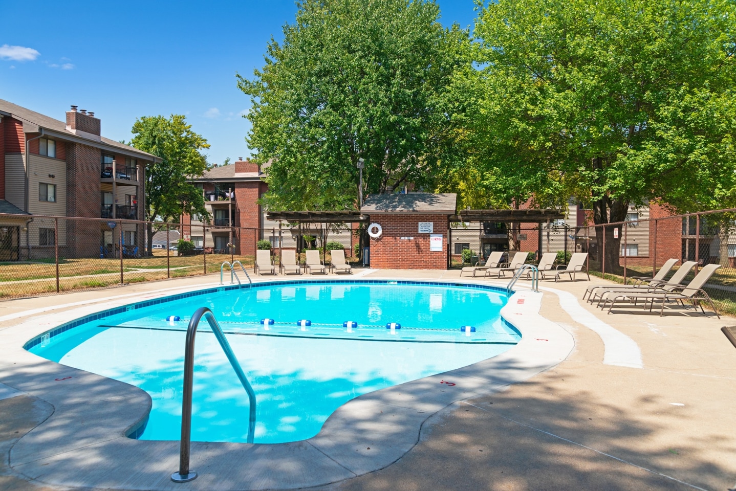 Washington Manor Image 9