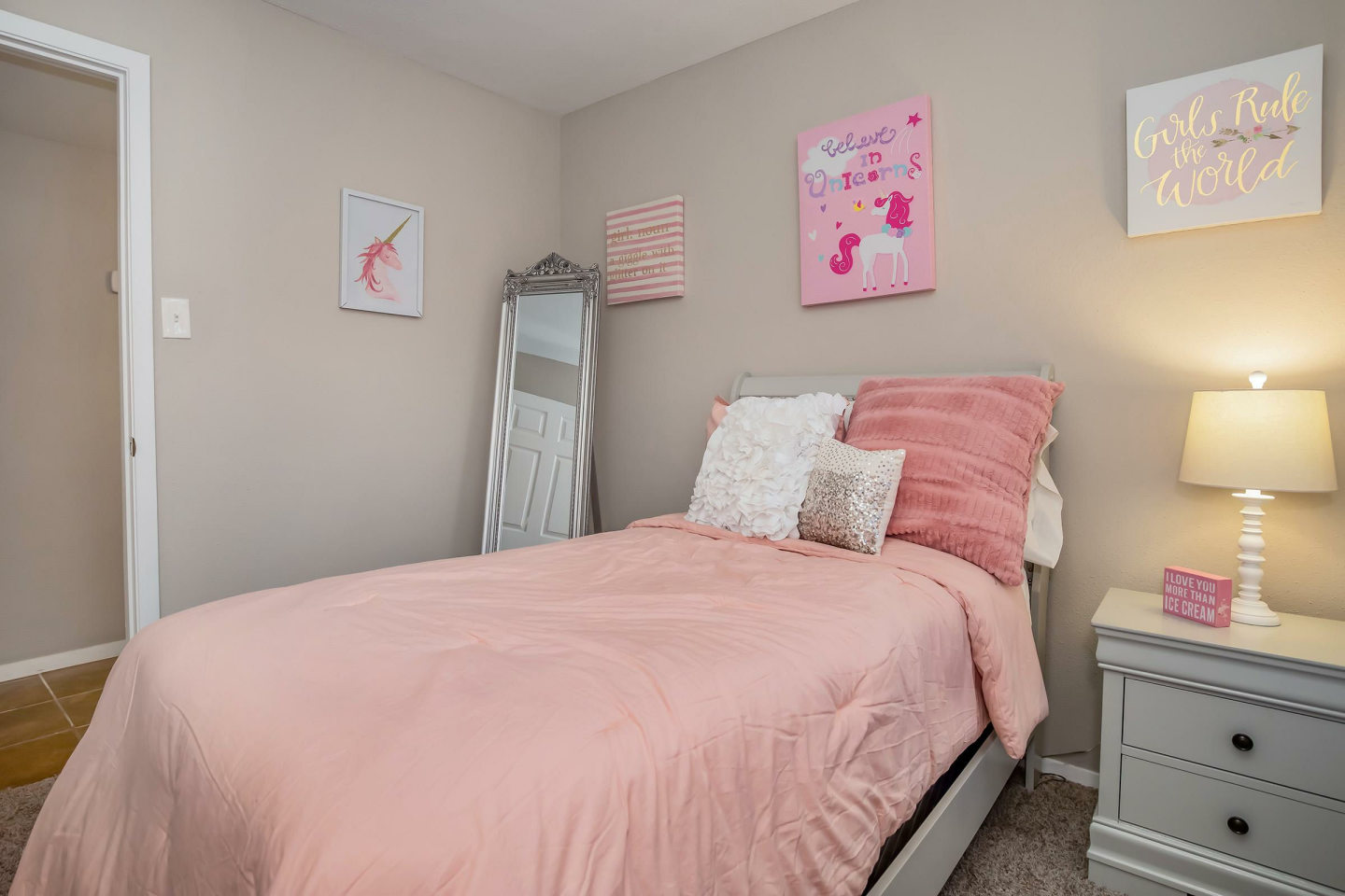 Del Lago Apartments Image 8