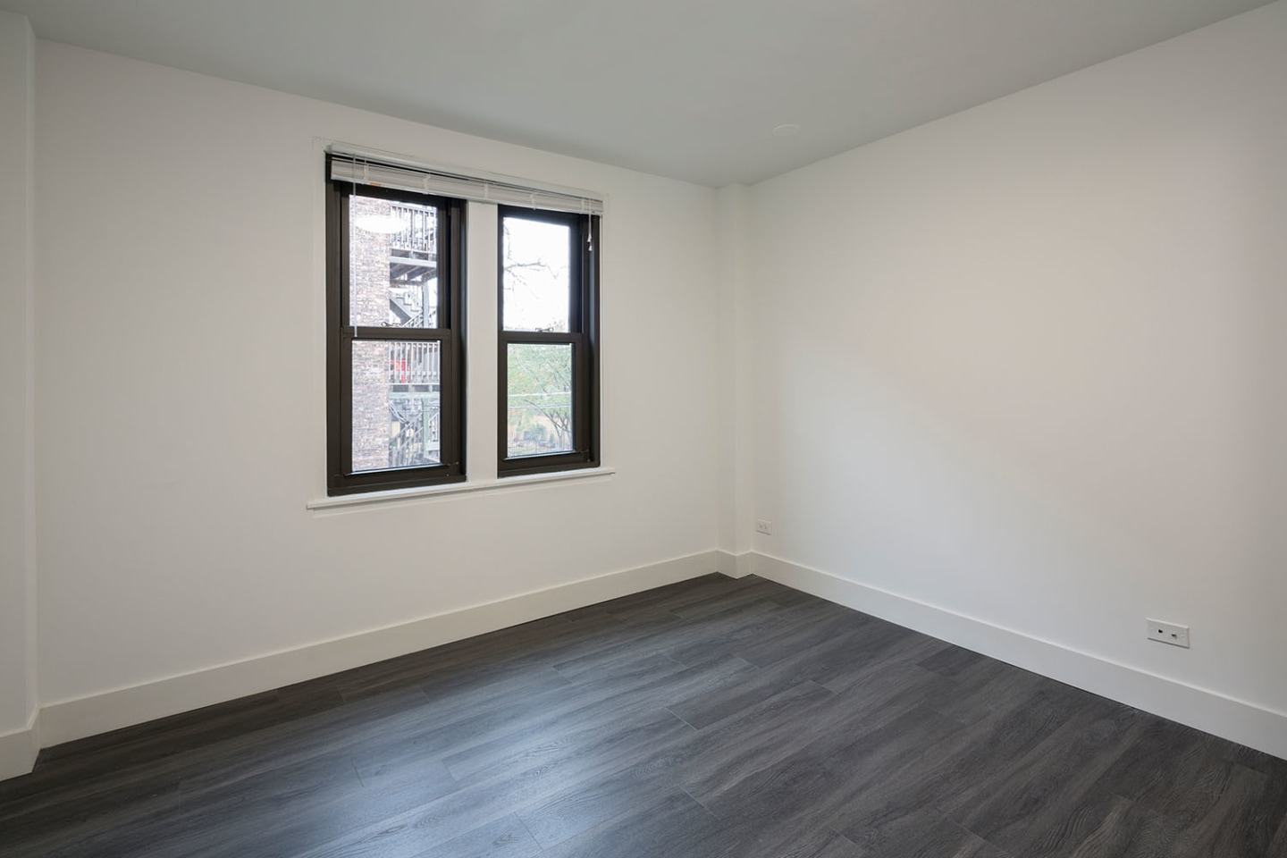 1400 E. 57th Street Image 30