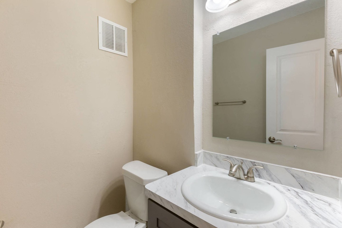 WestPoint Creek Townhomes Image 11