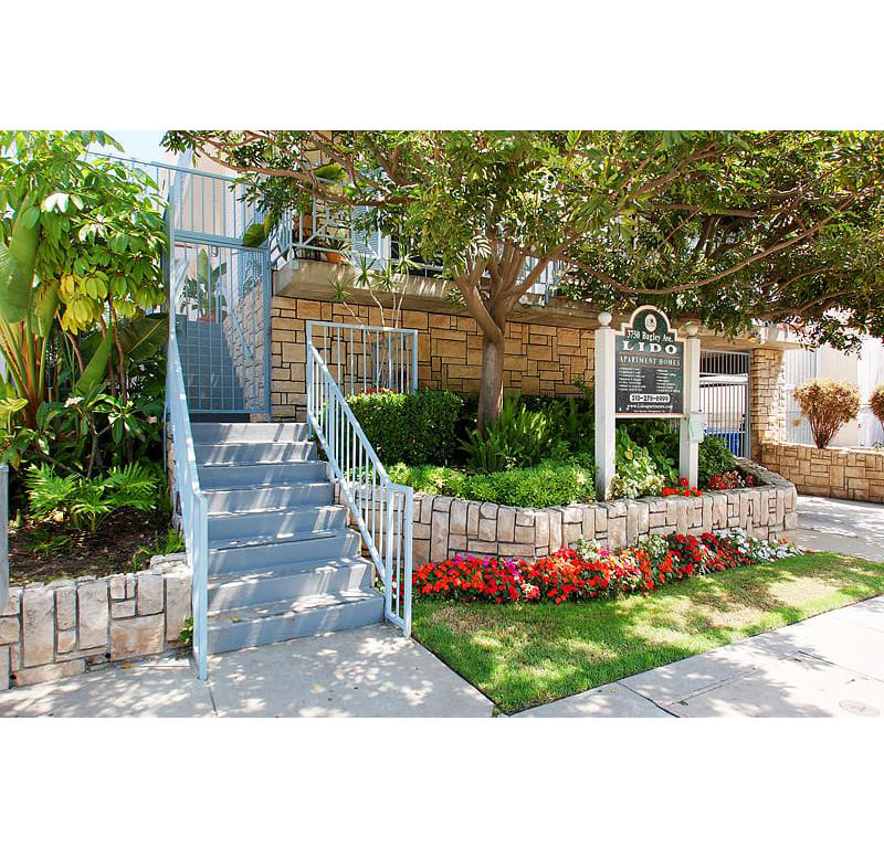 3750 Bagley Avenue Image 2