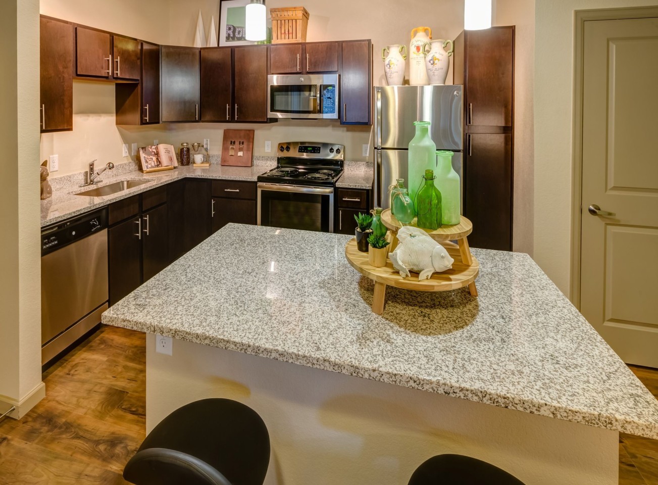 Granite 550 Image 2