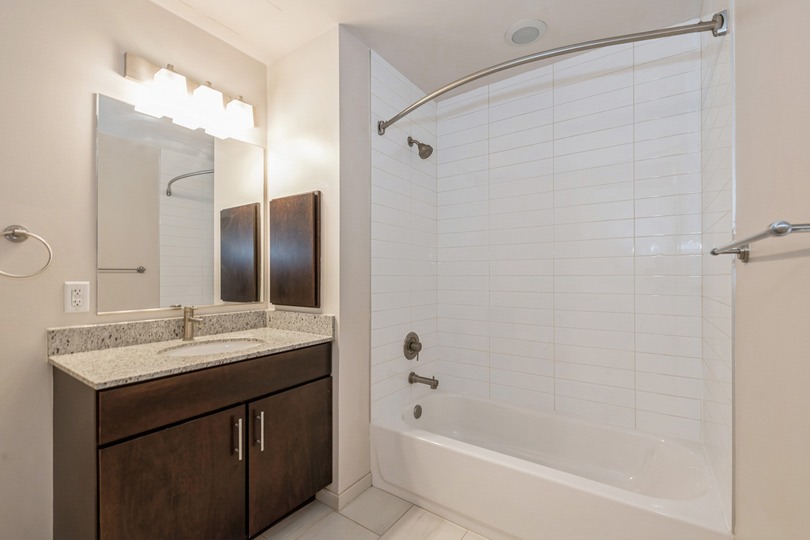 ReNew Oak Park Image 32