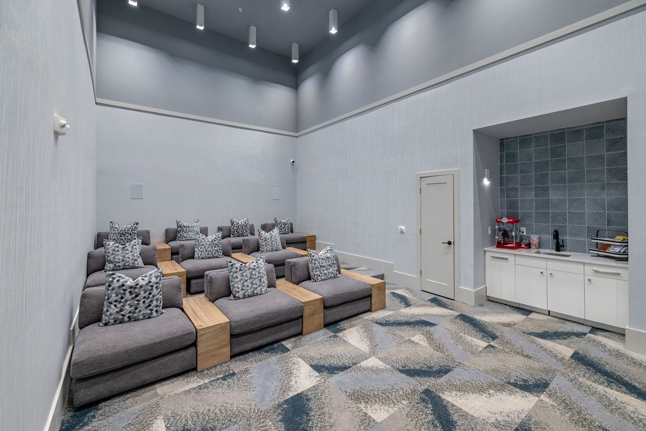 Botanic Luxury Apartments Image 56