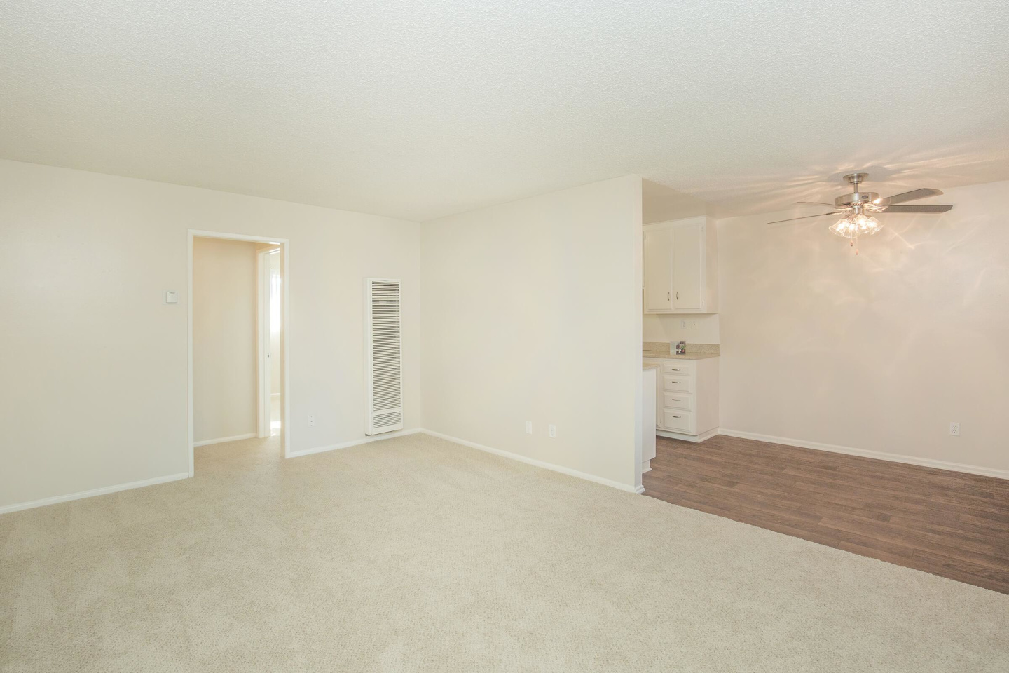 Playa Mediterranean Apartment Homes Image 12