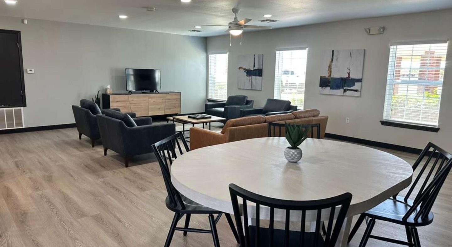 Cantibury Pointe Image 10