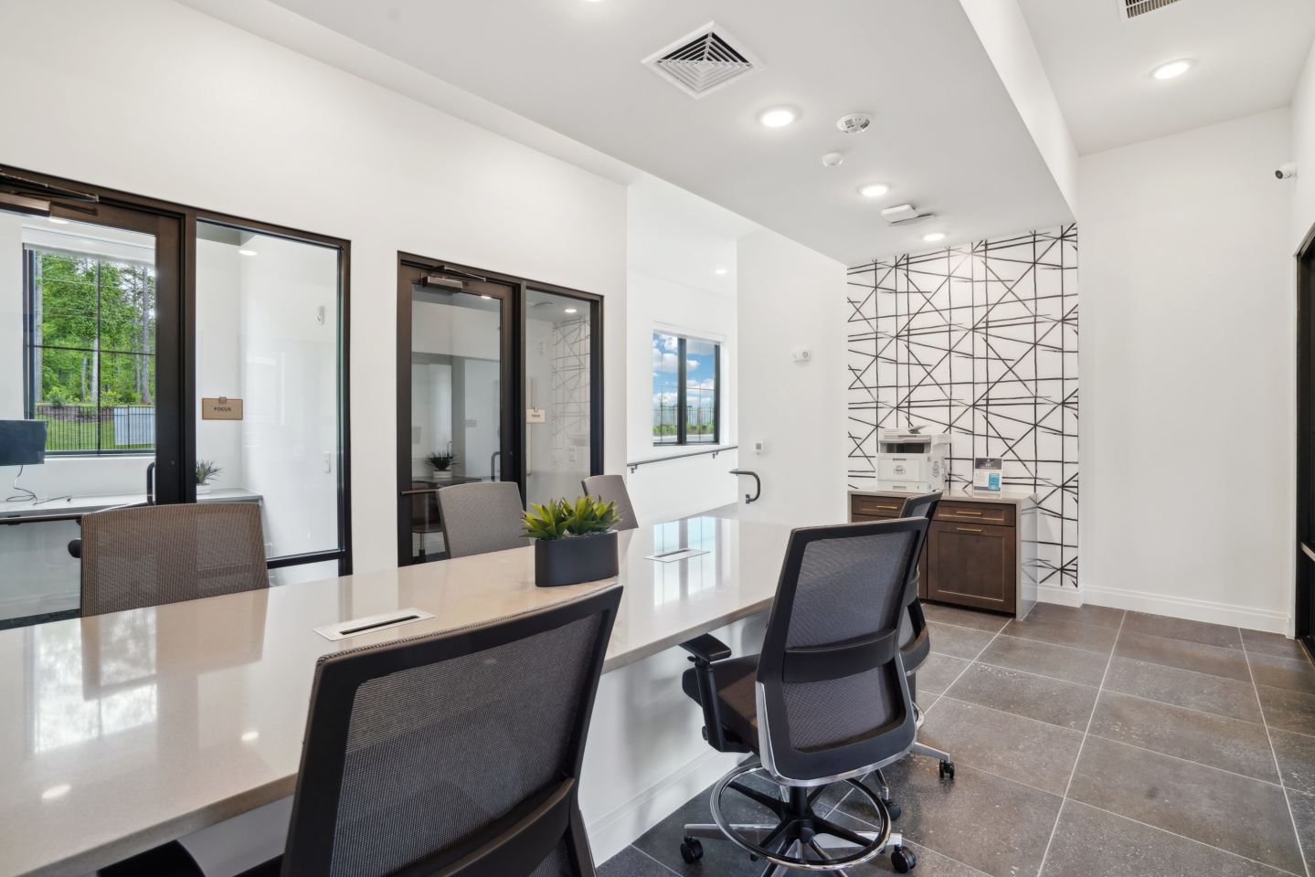 The Pullman Luxury Apartment Homes Image 95