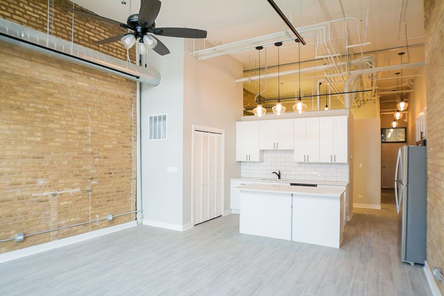 4433 West Fullerton Avenue Image 11
