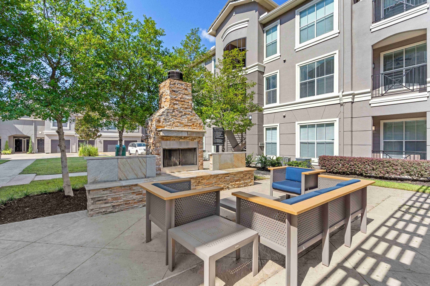 Gables Metropolitan Uptown Image 5