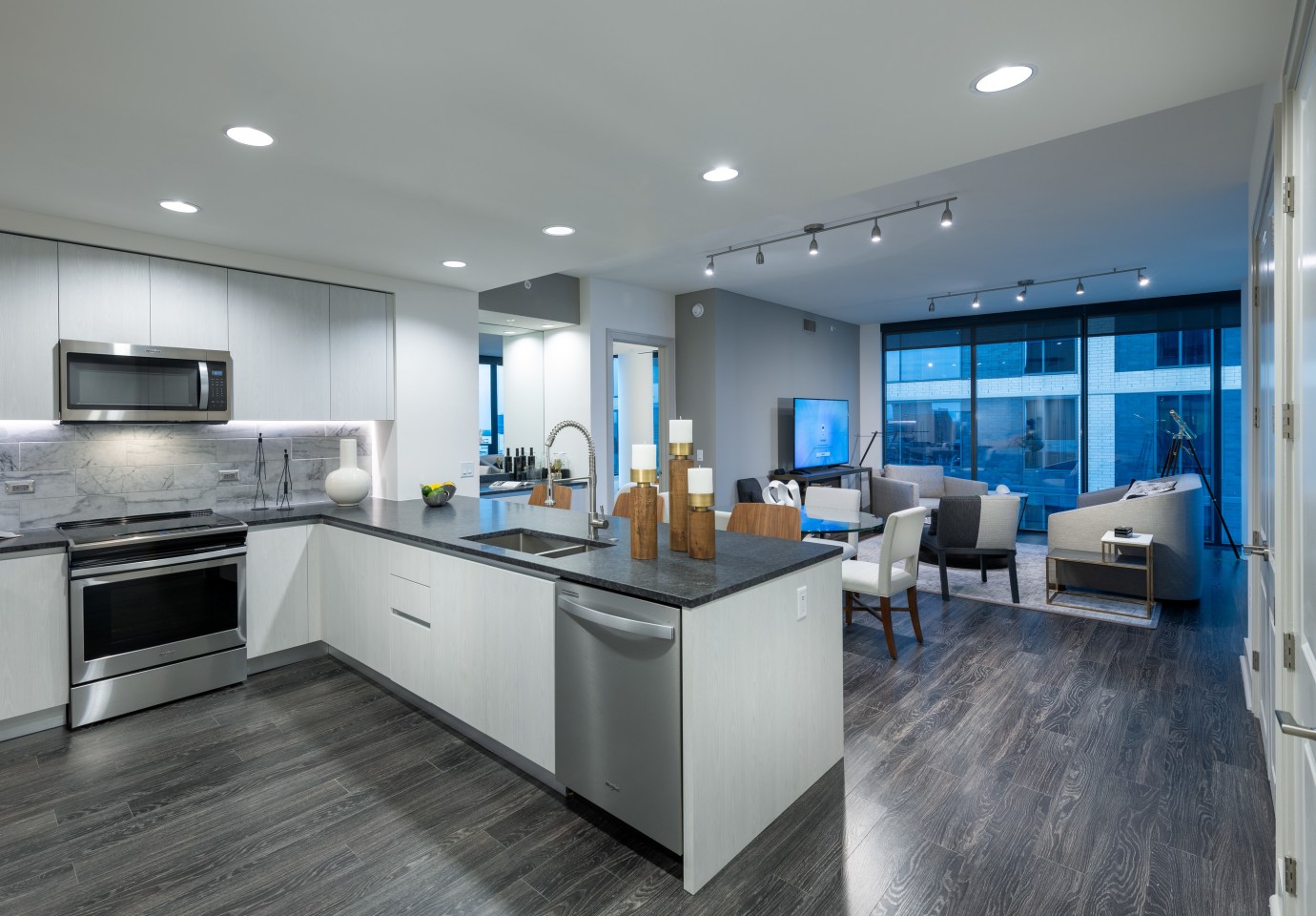 Hanover BLVD Place Image 17