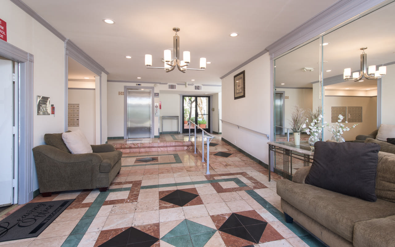 Tarzana Springs Image 2