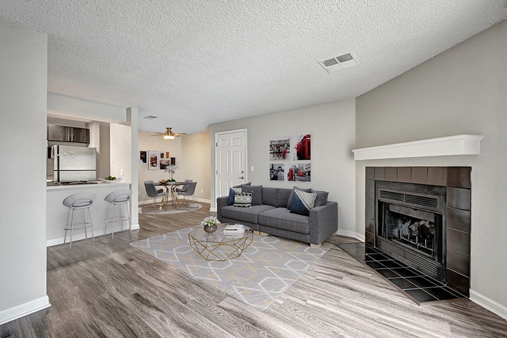 Summit Riverside Apartments Image 11