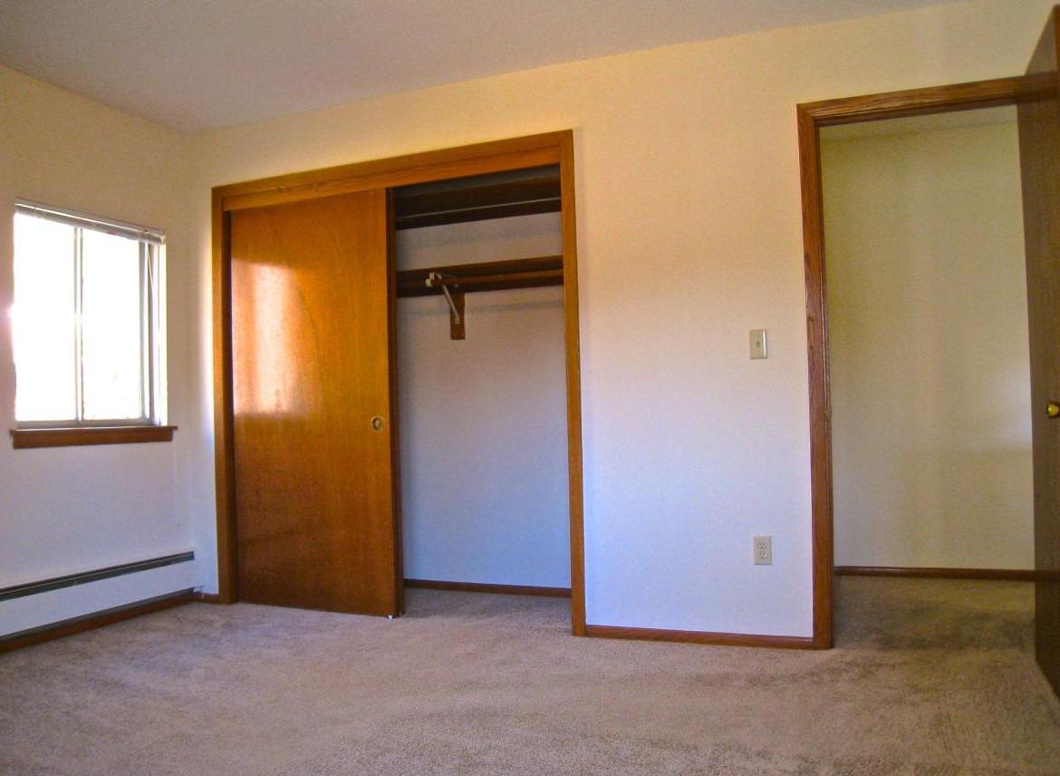 Adeline Apartments Image 5