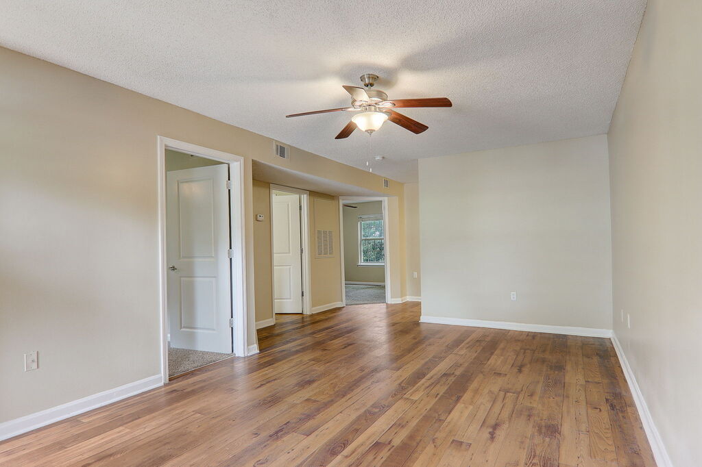 The Grove Apartments Image 24