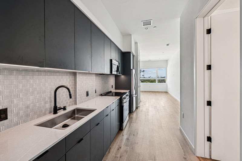 701 Hudson Image 6