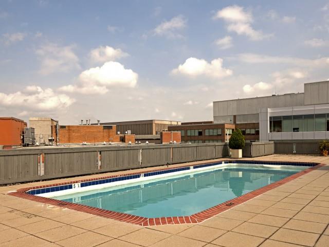 Newport West Apartments Image 12