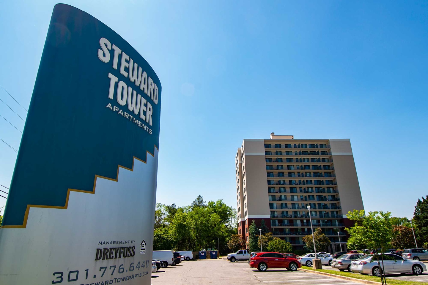 Steward Tower Apartments Image 2