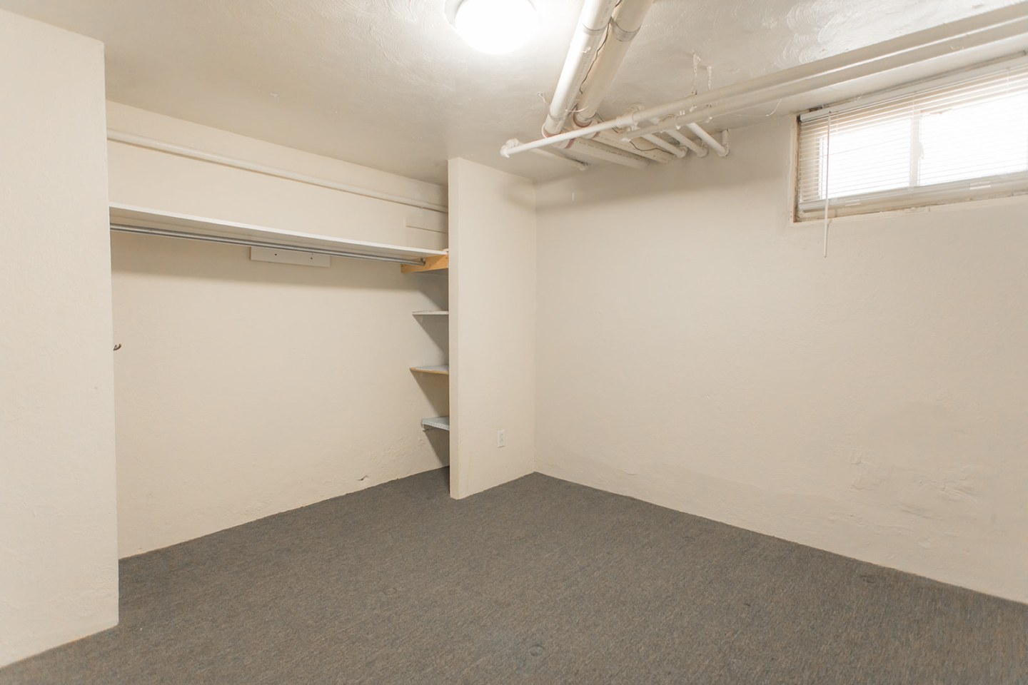 1501 Broadway St Image 19