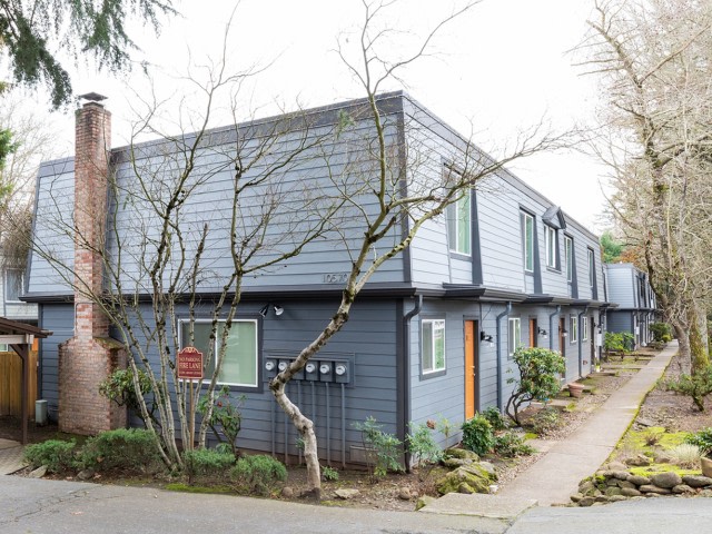 Chateau Hills Image 9
