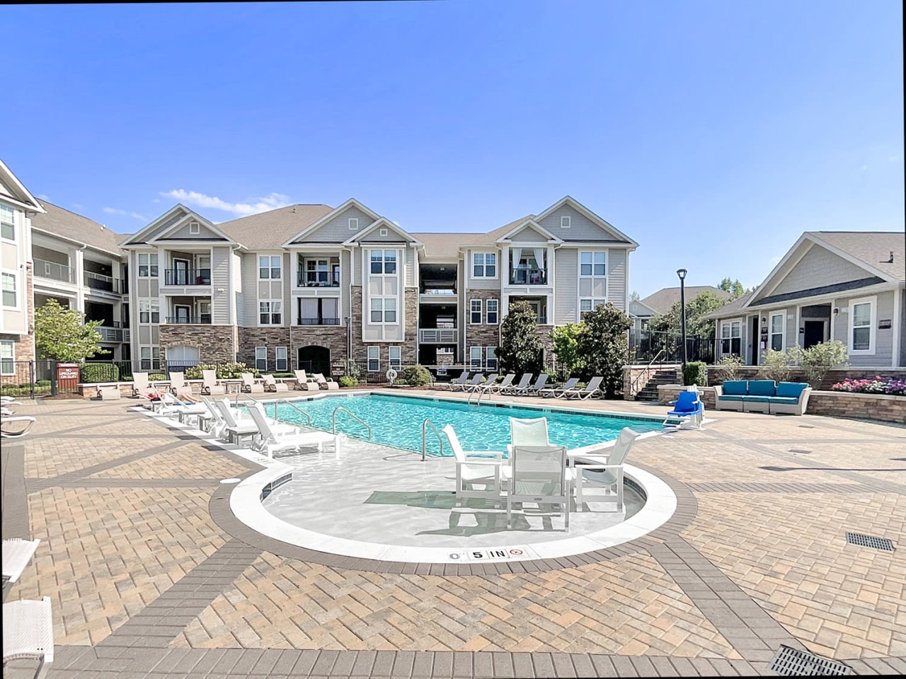 Legacy 521 Apartments Image 41